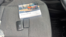 Renault Captur 1.6 E-TECH Hybrid 145 Iconic Edition 5dr Auto Hybrid Hatchback